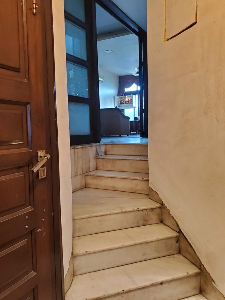 undefined, greater kailash i 3 Bedroom 1800 Sq.Ft. Apartment In Greater Kailash I Delhi 9427261