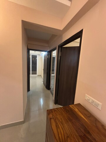 Room in 3 BHK Apartment at Spacetech Edana, Alpha 1 Greater Noida – for Rent