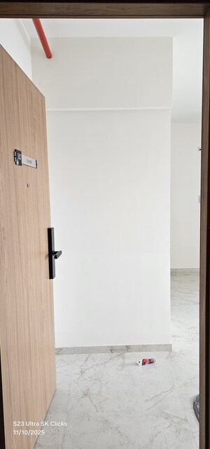 Furnished Amenities in 2 BHK Apartment at Majestique Towers, Kharadi – for Rent