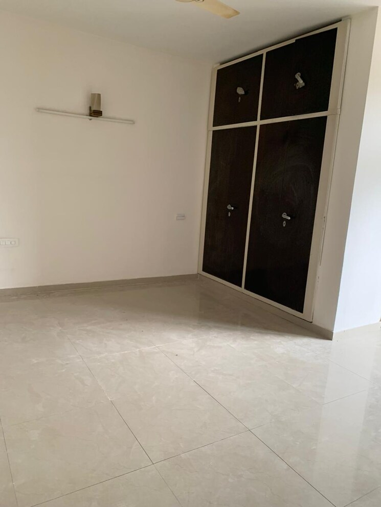 Room, omaxe-spa-village 3 Bedroom 1442 Sq.Ft. Apartment In Sector 78 Faridabad 9427308