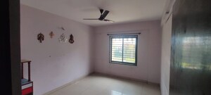 Room in 3 BHK Apartment at Lakshmi Opel, Sarjapur Road – for Rent