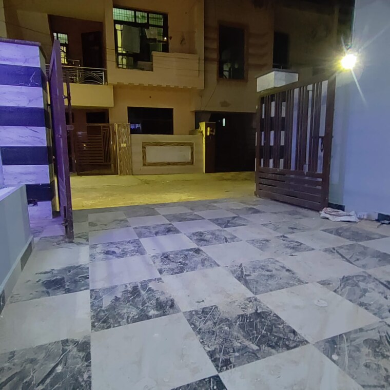 Bedroom, sector 44 4 Bedroom 2000 Sq.Ft. Villa In Sector 44 Chandigarh 9427328