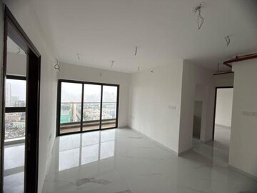 2 BHK Apartment For Rent in Level The Residences, Andheri West