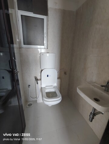 Bathroom in 1.5 BHK Apartment at Puranik Tokyo Bay Phase 2A, Kasarvadavali – for Rent