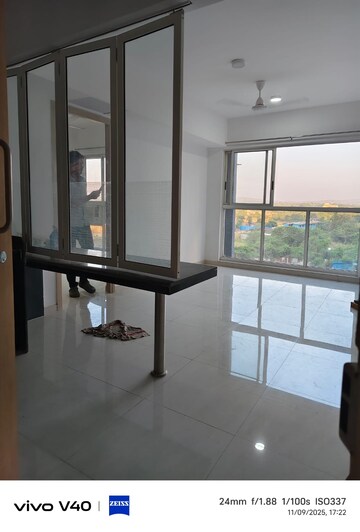 Room in 2 BHK Apartment at Lodha Crown Taloja Quality Homes, Dombivli East – for Rent