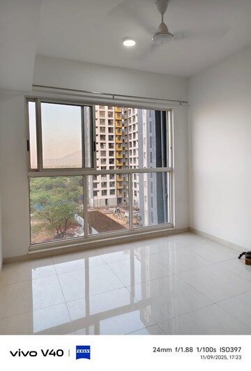 Room in 2 BHK Apartment at Lodha Crown Taloja Quality Homes, Dombivli East – for Rent