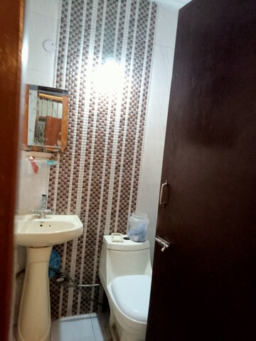 Bathroom in 1 BHK Builder Floor at Neb Sarai – for Rent