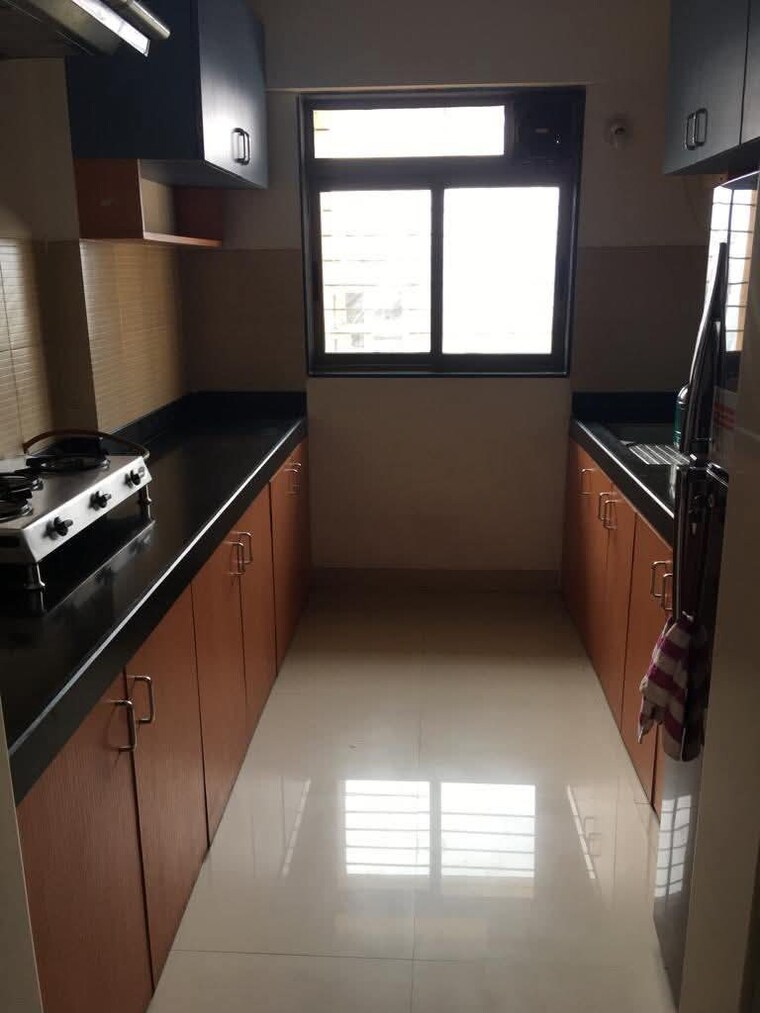 Kitchen, lodha-splendora 3 Bedroom 1124 Sq.Ft. Apartment In Ghodbunder Road Thane 9427376