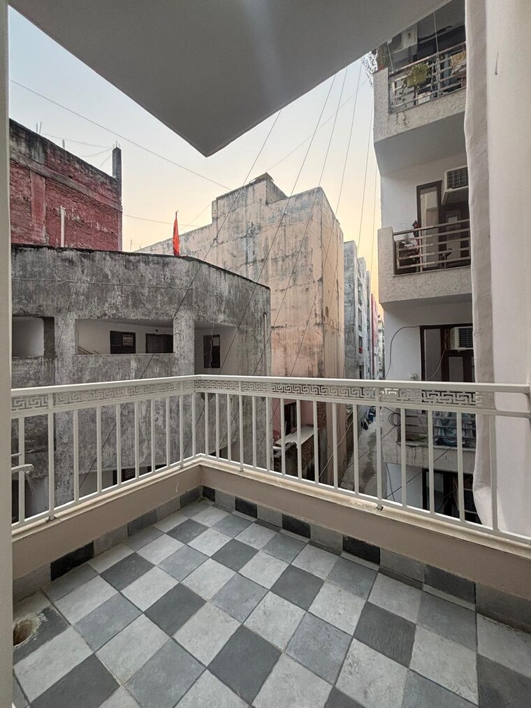 Balcony, saket 1 Bedroom 450 Sq.Ft. Builder Floor In Saket Delhi 9427389