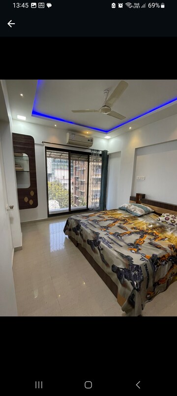 2.5 BHK Apartment For Rent in Rustomjee Summit, Borivali East