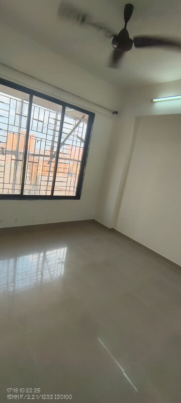 Room in 2 BHK Apartment at Squarefeet Grand Square, Anand Nagar – for Rent