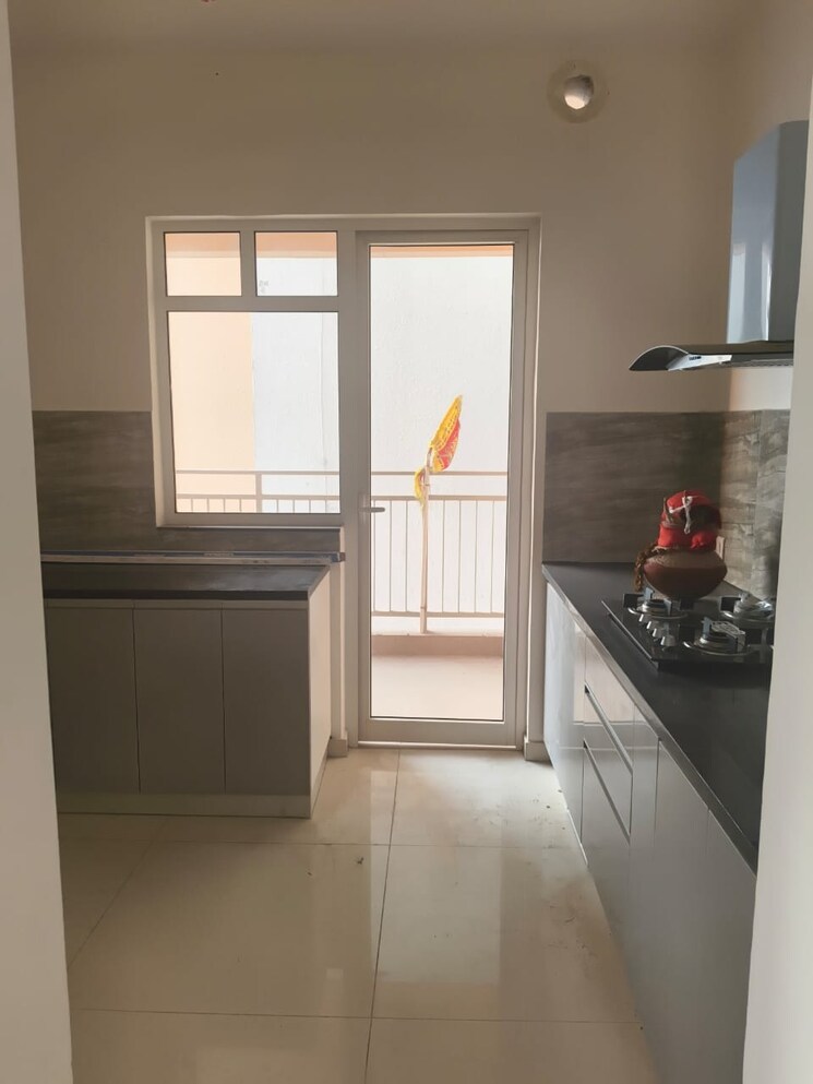 Kitchen, shapoorji-pallonji-joyville-gurgaon 3 Bedroom 1692 Sq.Ft. Apartment In Sector 102 Gurgaon 9427405
