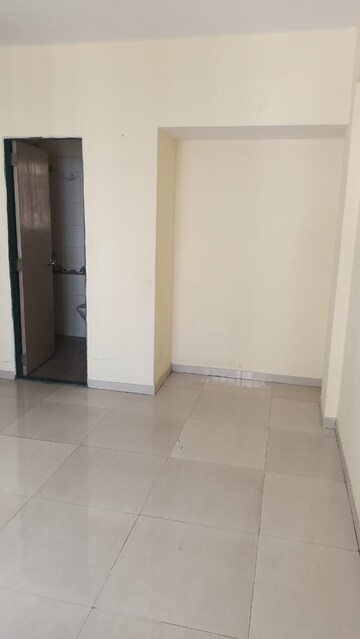 2 BHK Apartment For Rent in Lodha Paradise, Majiwada