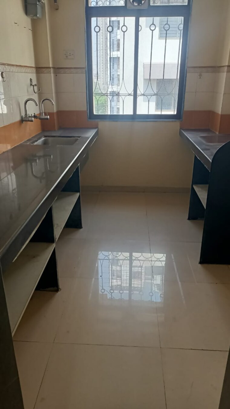 Kitchen, lodha-paradise 2 Bedroom 650 Sq.Ft. Apartment In Majiwada Thane 9427422