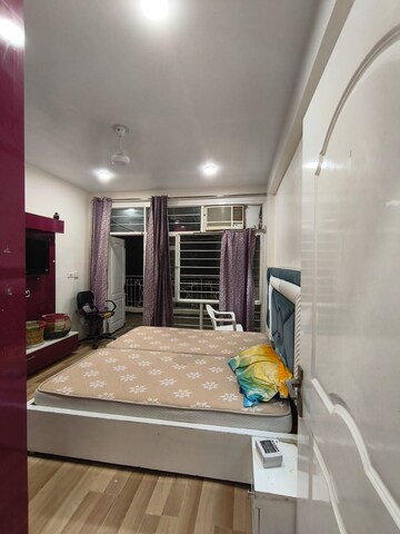 Bedroom in 4 BHK Apartment at Ridge View Apartment, Sector 21c – for Rent