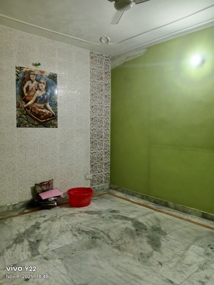 Room, sector 37 2 Bedroom 1600 Sq.Ft. Builder Floor In Sector 37 Faridabad 9427448