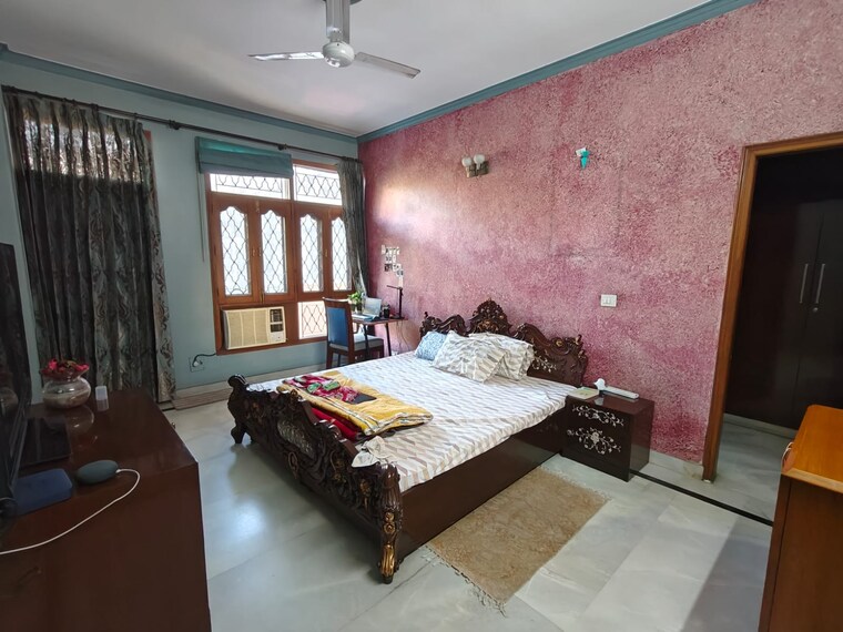 Bedroom, gupta-awas 3 Bedroom 1450 Sq.Ft. Builder Floor In Sector 43 Gurgaon 9427440