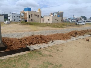 Master Bedroom in 2 BHK Independent House at Hosur Krishnagiri rd – for Sale