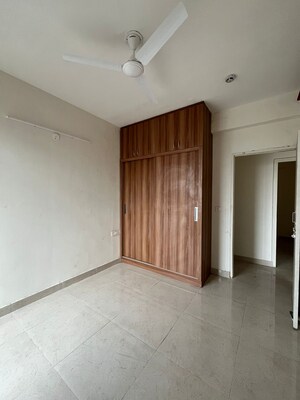 Room in 3 BHK Builder Floor at Signature Global Golf Greens, Sector 79 – for Rent