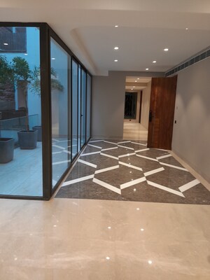 6+ BHK Independent House For Sale in Vasant Vihar