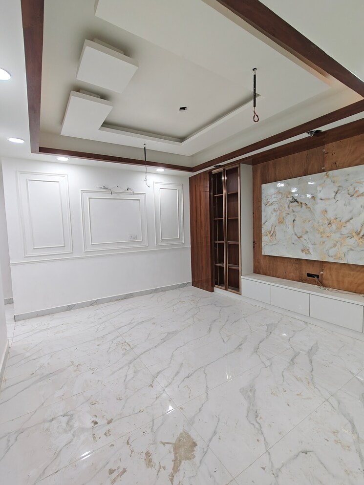 Living Room, sunshine-apartments-sector-73 3 Bedroom 1500 Sq.Ft. Builder Floor In Sector 73 Noida 9427482