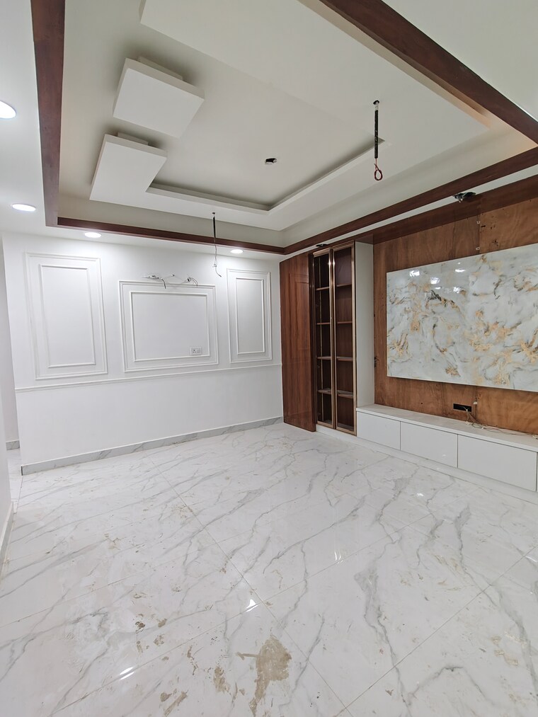 Living Room, sunshine-apartments-sector-73 3 Bedroom 1500 Sq.Ft. Builder Floor In Sector 73 Noida 9427482