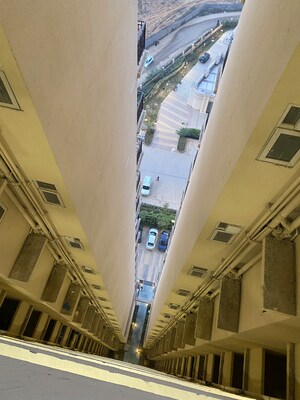 Team Area in 2.5 BHK Apartment at Signature Global Golf Greens, Sector 79 – for Rent