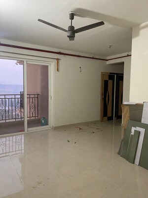 Staircase in 2.5 BHK Apartment at Signature Global Golf Greens, Sector 79 – for Rent