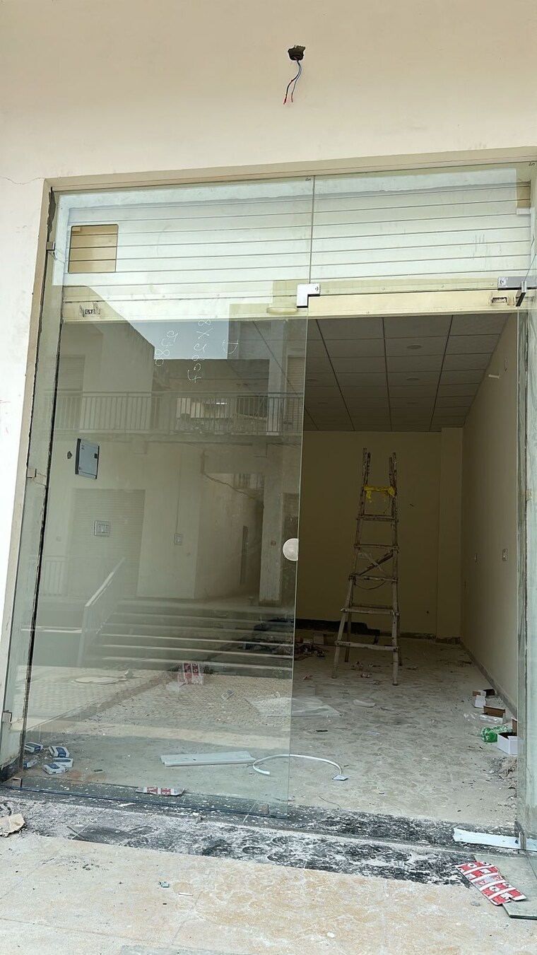 Bathroom, s3-green-avenue Commercial Shop 200 Sq.Ft. In Sector 85 Faridabad 9427487