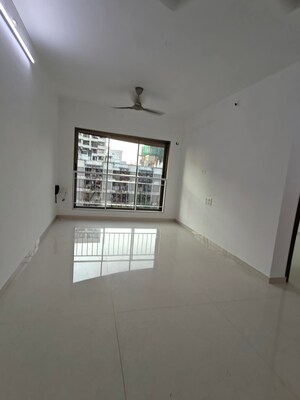 Room in 2 BHK Apartment at Parijat CHS Azad Nagar, Andheri West – for Rent