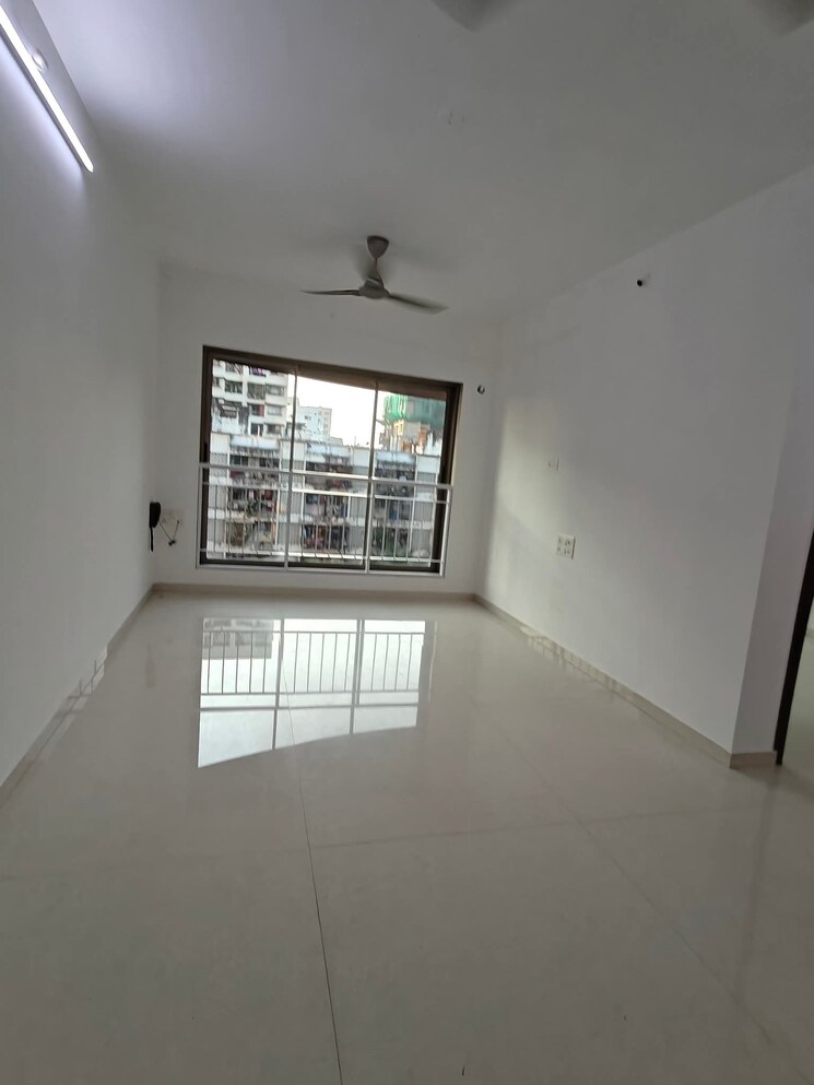 Room, parijat-chs-azad-nagar 2 Bedroom 750 Sq.Ft. Apartment In Andheri West Mumbai 9427490