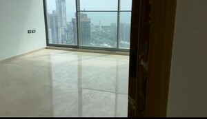 Room in 5 BHK Apartment at Rustomjee Crown, Prabhadevi – for Rent