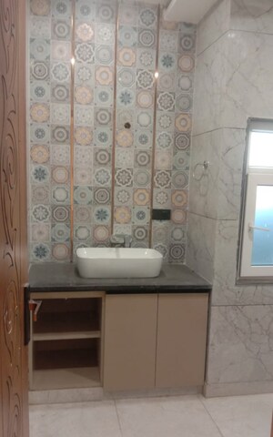 Bathroom in 3 BHK Builder Floor at Nh 24 – for Sale