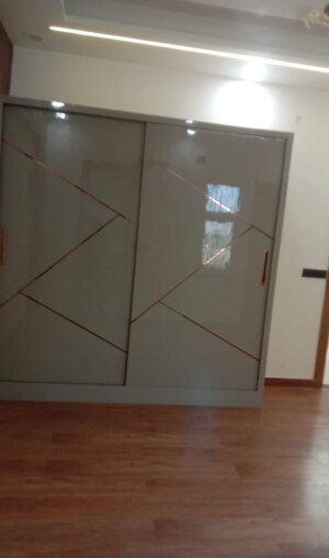 Furnished Amenities in 3 BHK Builder Floor at Nh 24 – for Sale