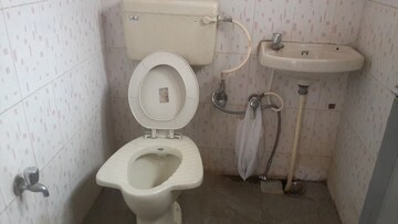 Bathroom in 1 BHK Independent House at Rt Nagar – for Rent