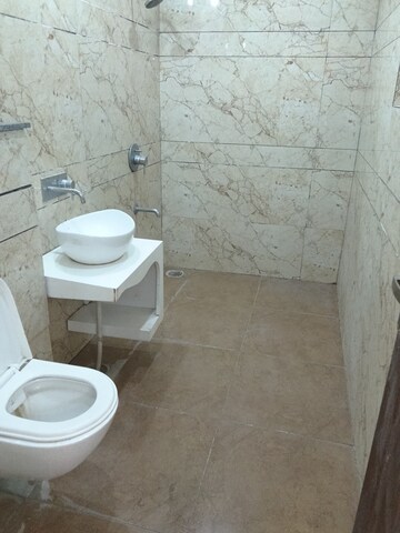 Bathroom in 3 BHK Builder Floor at Ghazipur – for Rent