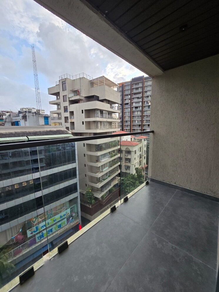 Balcony, zindagi-chs 3 Bedroom 1275 Sq.Ft. Apartment In Khar West Mumbai 9427617