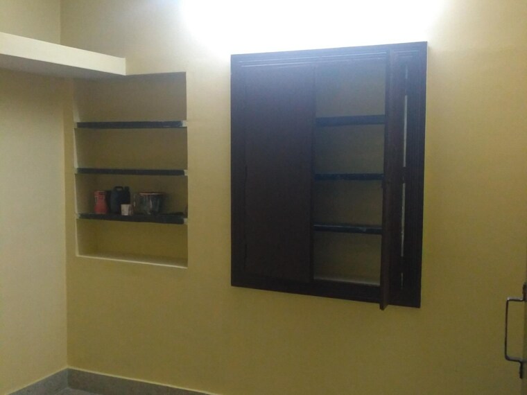 Room, rt nagar 2 Bedroom 860 Sq.Ft. Independent House In Rt Nagar Bangalore 9427613