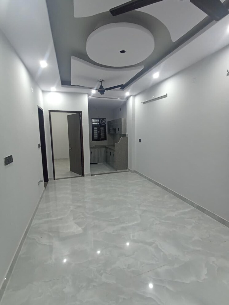 Living Room, sector 8 dwarka 2 Bedroom 80 Sq.Yd. Builder Floor In Sector 8 Dwarka Delhi 9427627