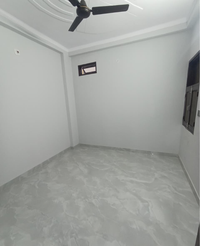 Room, sector 8 dwarka 2 Bedroom 80 Sq.Yd. Builder Floor In Sector 8 Dwarka Delhi 9427627