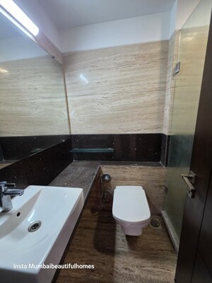 Bathroom in 3 BHK Apartment at Ekta Eminente Phase II, Khar West – for Rent