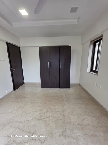 Master Bedroom in 3 BHK Apartment at Ekta Eminente Phase II, Khar West – for Rent