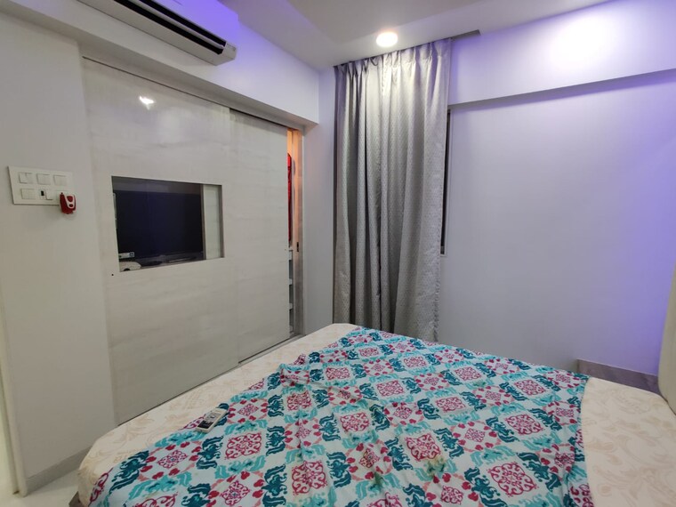 Bedroom, chamunda-niwas-apartment 1 Bedroom 450 Sq.Ft. Apartment In Santacruz West Mumbai 9427677