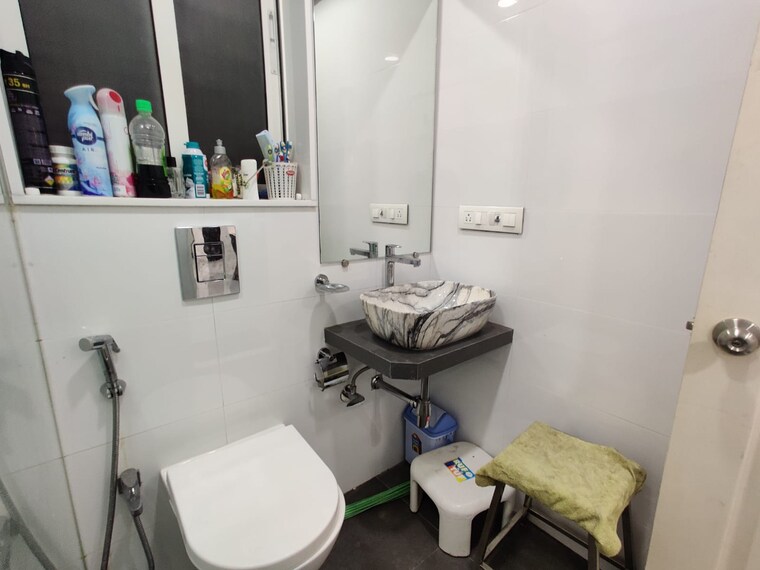 Master Bedroom, chamunda-niwas-apartment 1 Bedroom 450 Sq.Ft. Apartment In Santacruz West Mumbai 9427677