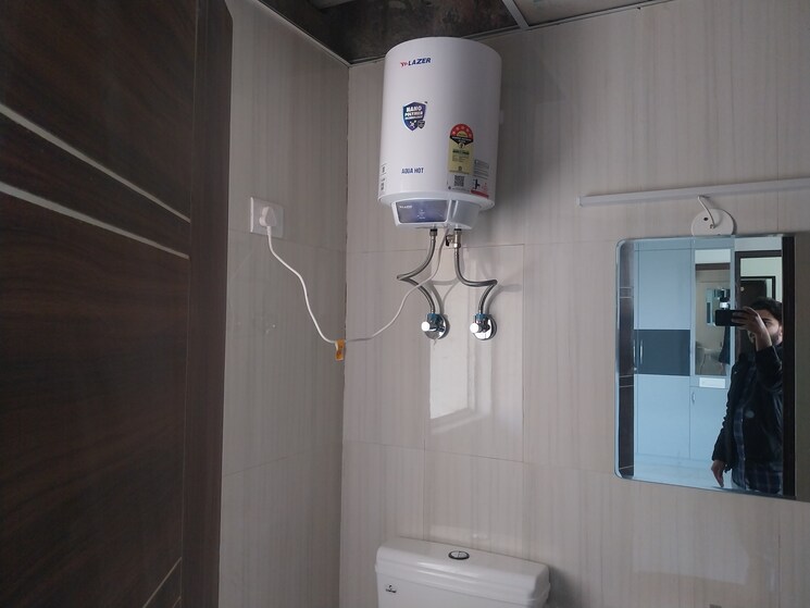 Bathroom, pivotal-riddhi-siddhi 2 Bedroom 587 Sq.Ft. Apartment In Sector 99 Gurgaon 9427696