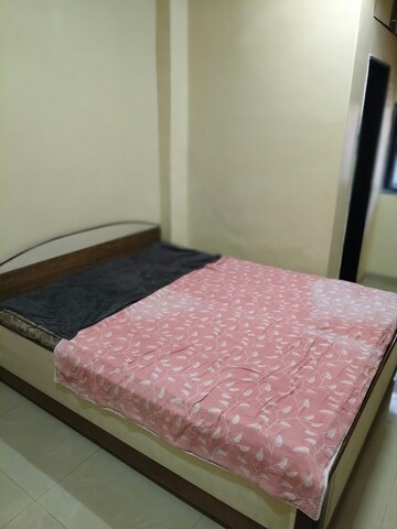 Master Bedroom in 2 BHK Apartment at Gulmohar CHS Chembur, Chembur – for Rent