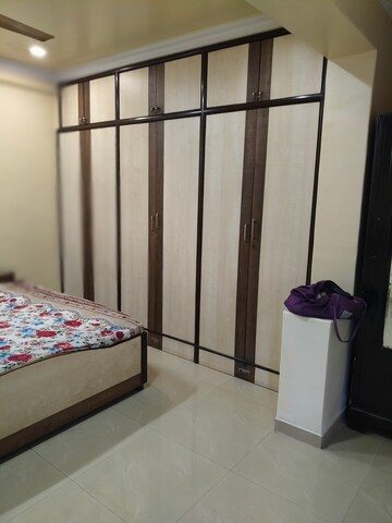 Bedroom in 2 BHK Apartment at Gulmohar CHS Chembur, Chembur – for Rent