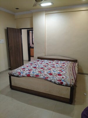 Bedroom in 2 BHK Apartment at Gulmohar CHS Chembur, Chembur – for Rent