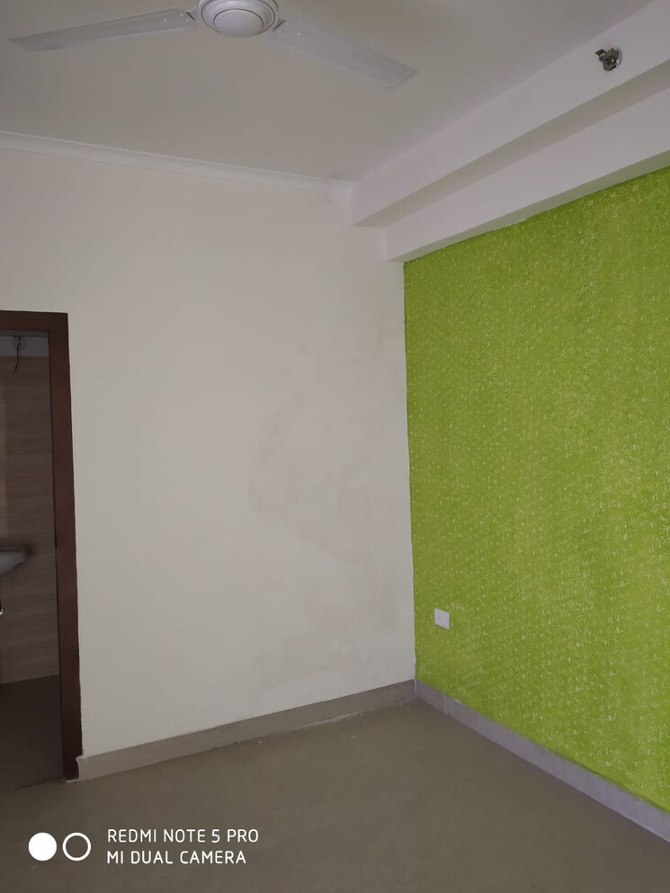 Room, amrapali-zodiac 3 Bedroom 1325 Sq.Ft. Apartment In Sector 120 Noida 9427739