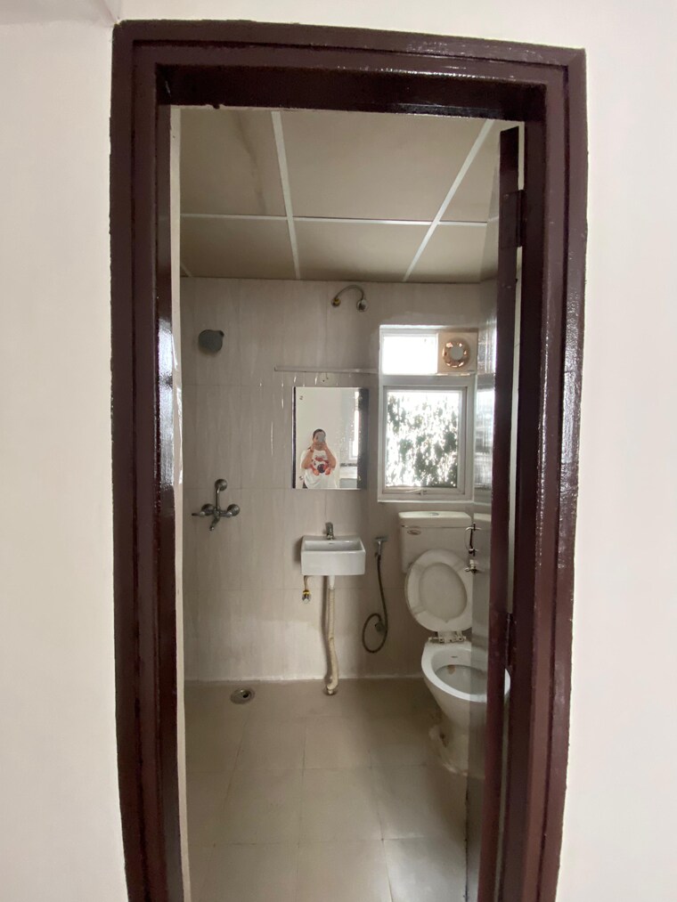 Bathroom, pivotal-devaan 1 Bedroom 442 Sq.Ft. Apartment In Sector 84 Gurgaon 9427774
